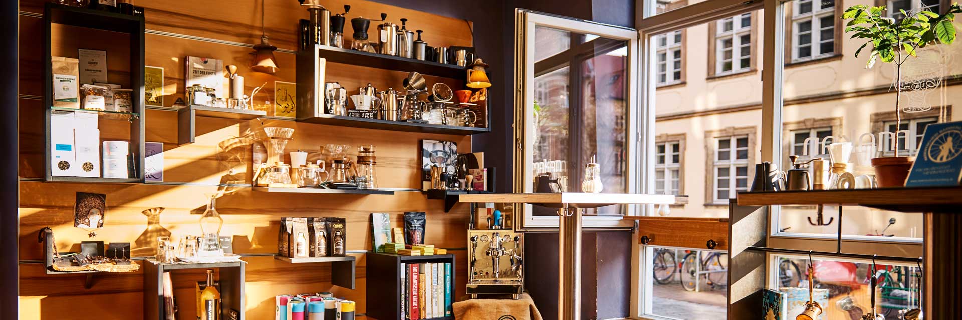 mokka makan der laden